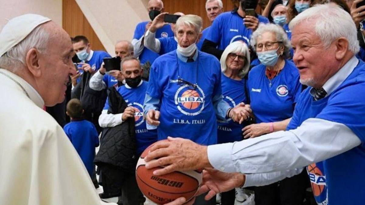 Liba, tante idee per lo sviluppo del basket con la “benedizione” di Francesco