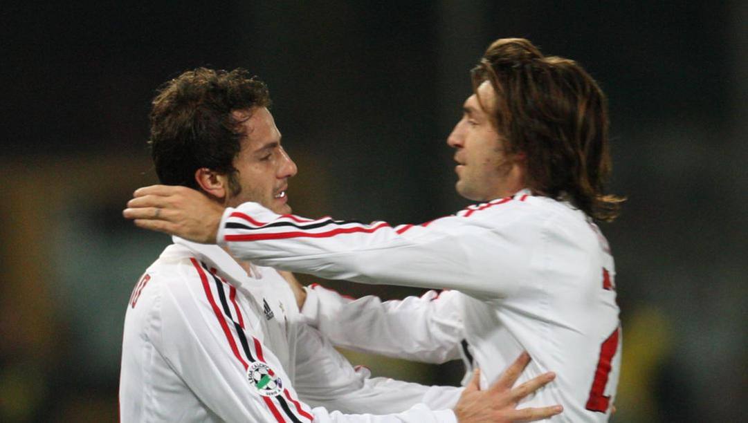 Alberto Gilardino e Andrea Pirlo nel 2008 al Milan. ansa 