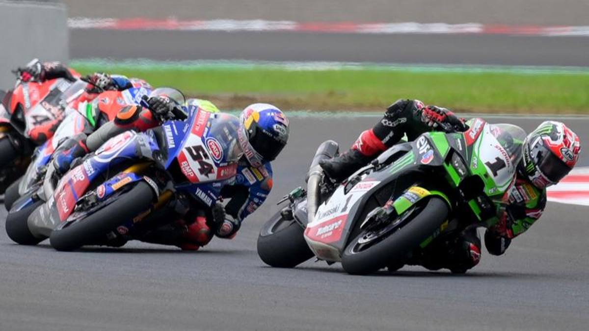 GP Indonesia, Rea vince l'ultima gara. Quarto il neo campione del mondo Razgatlioglu