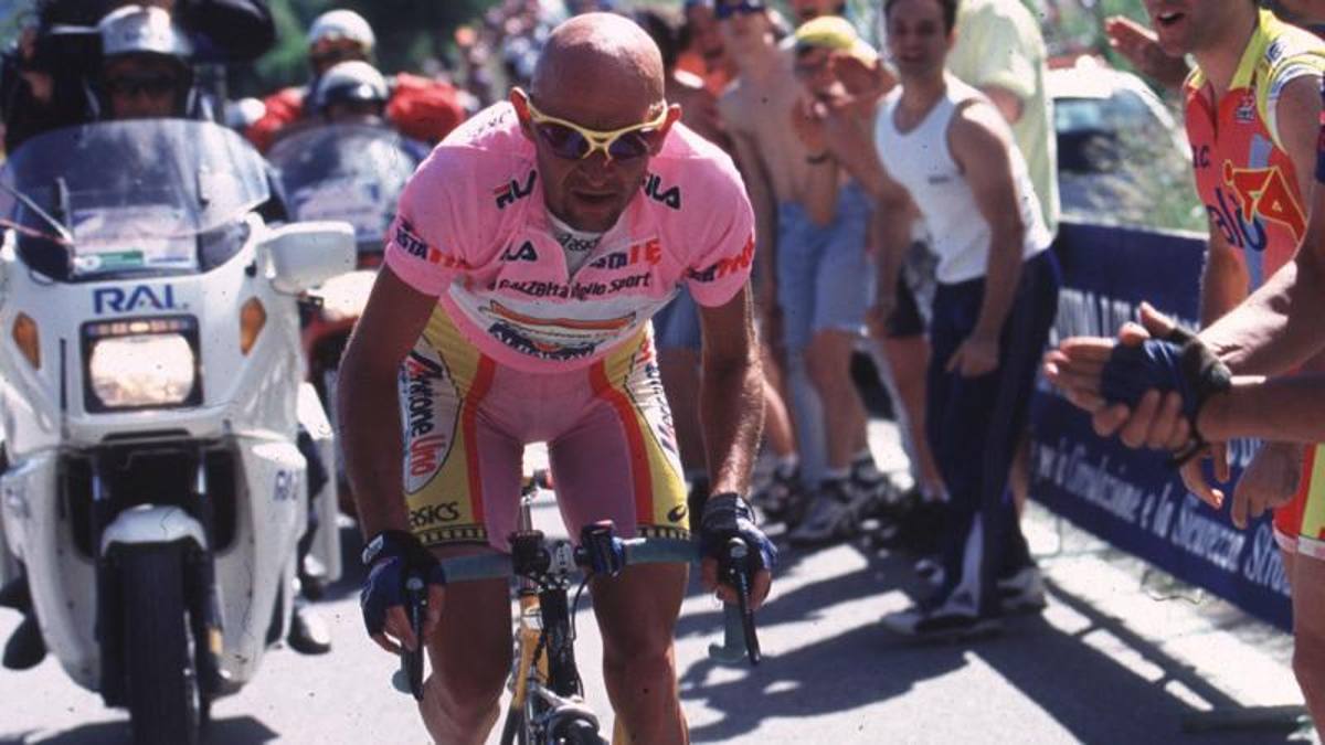 Morte di Pantani, la Procura di Rimini apre una nuova inchiesta: c’è l’Antimafia