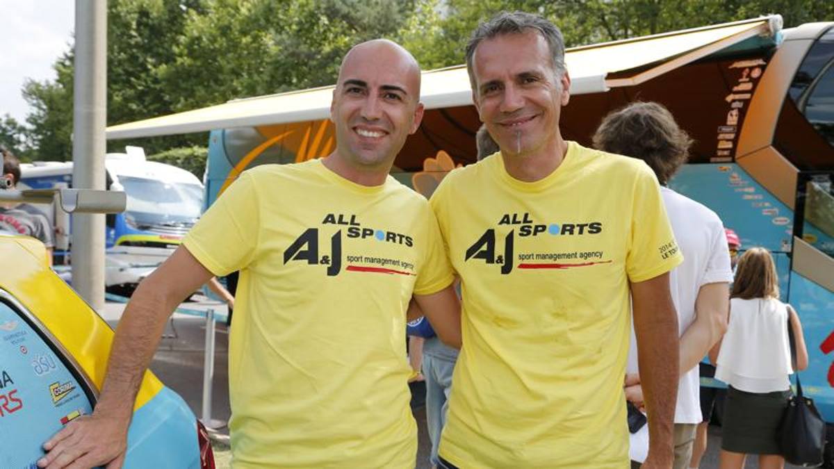 Gravissimo incidente stradale per Johnny Carera, manager di Pogacar e Nibali