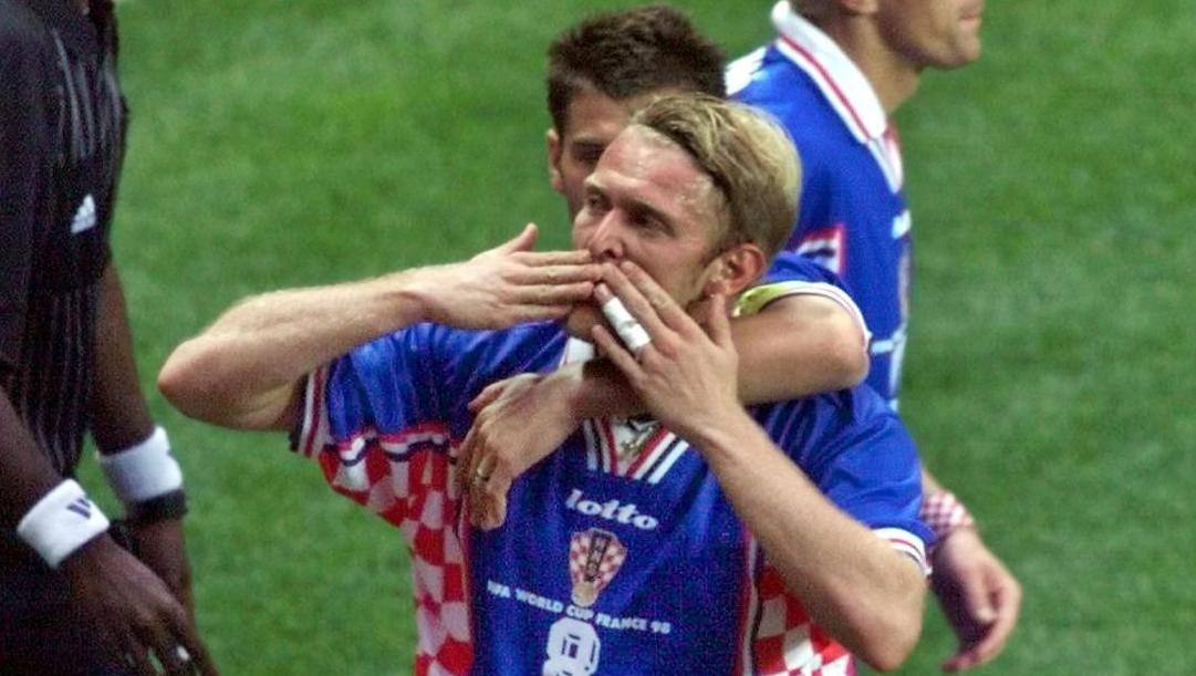 Robert Prosinecki, oggi 52 anni, con la maglia della Croazia. Afp 