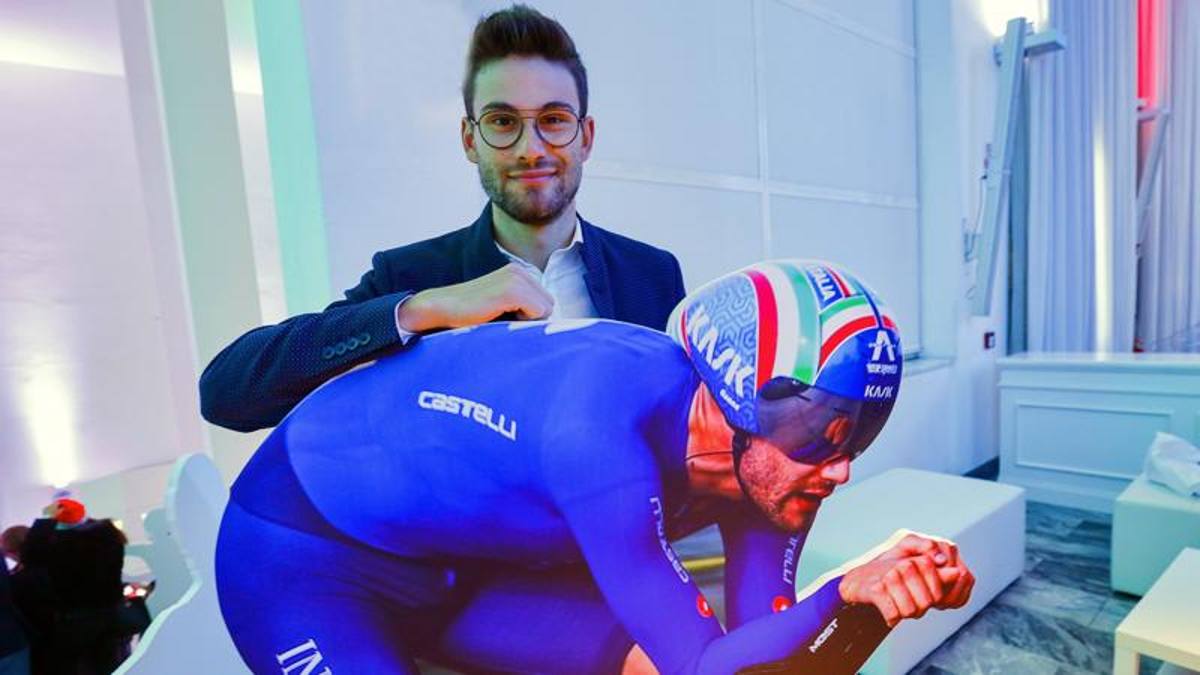 Ciclismo, azzurri a ritmo di Jovanotti. E Ganna rilancia: “Obiettivi Sanremo e Roubaix“