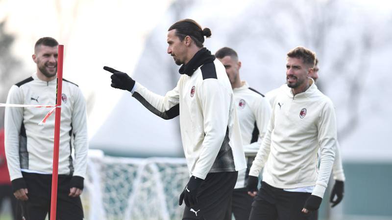 Tre sorrisi Milan: Ibrahimovic, Leao e Rebic sono tornati in gruppo