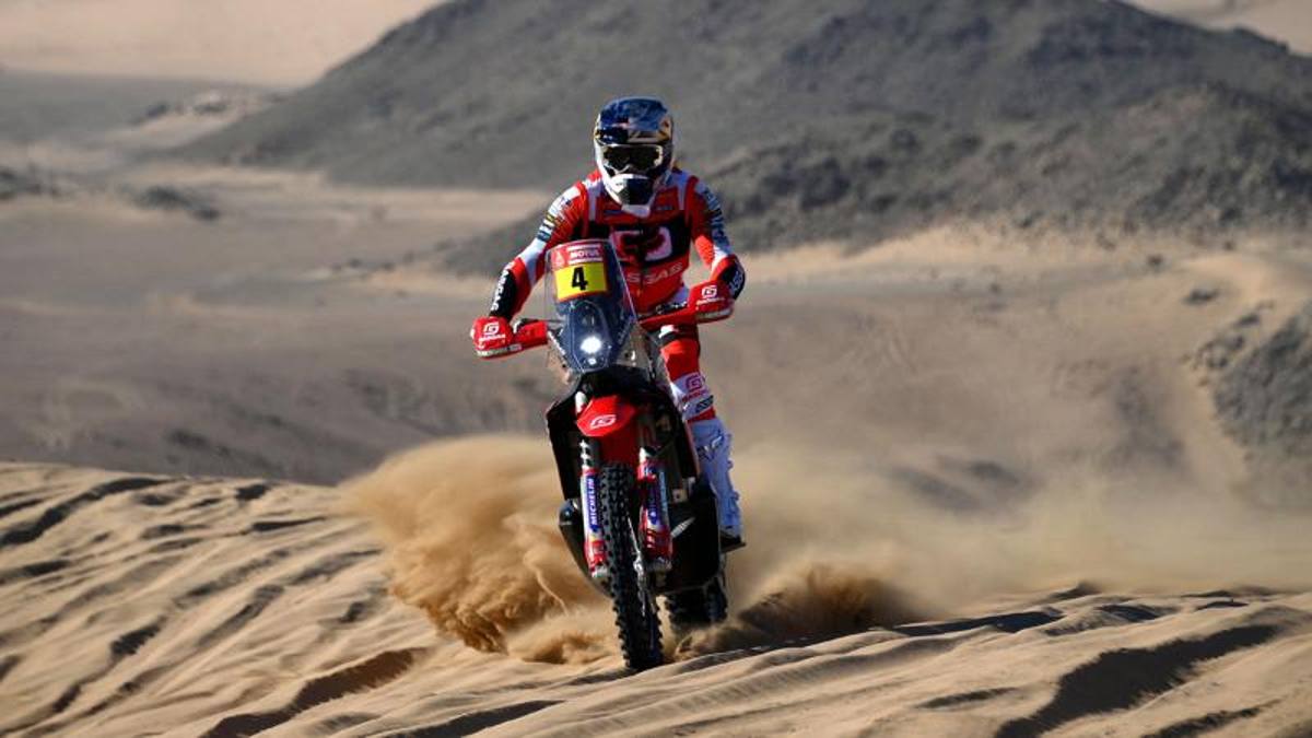 Dakar 2022, prima tappa nel segno di Sanders. Ottima prova per Petrucci