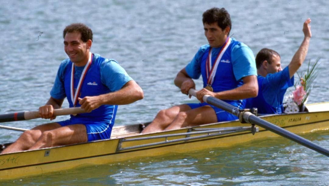 Olimpiadi 1988, il secondo trionfo di Giuseppe e Carmine Abbagnale con Peppiniello Di Capua. LaPresse 