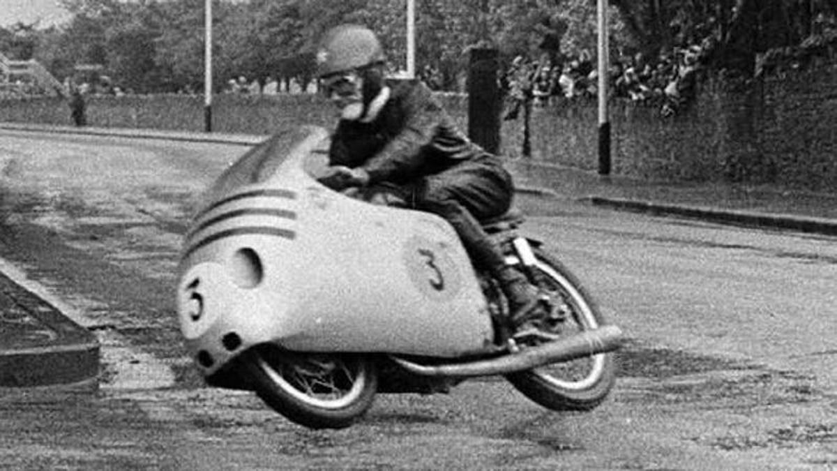 95 anni fa nasceva Roberto Colombo, pilota operaio dell'MV segnato dal destino