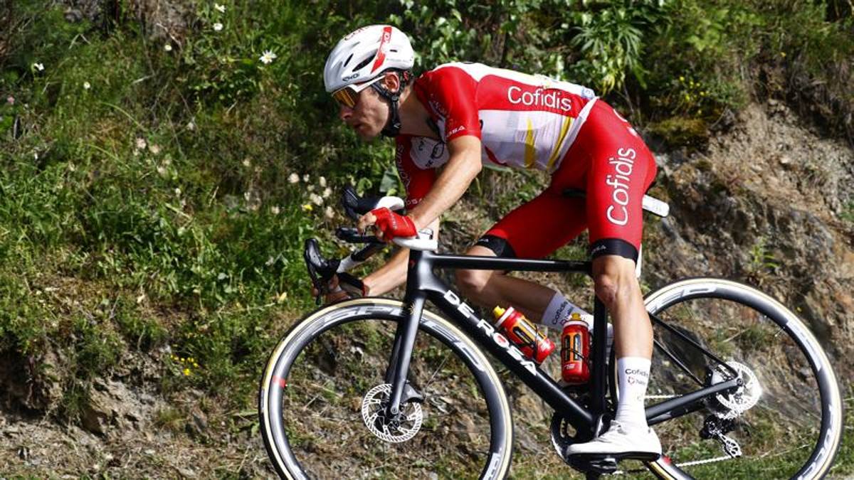 Martin dice sì al Giro d’Italia: prima volta del ciclista-filosofo