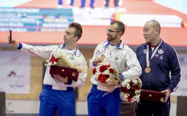 Selfie da podio per Marco Morello e Massimiliano Mandia agli Europei Indoor 2019 di Samsun (Tur) 