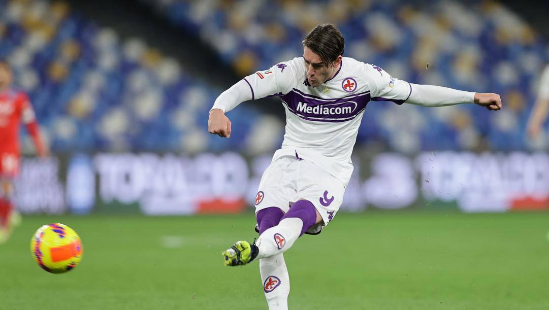 Dusan Vlahovic, 21 anni, 49 gol in 108 presenze con la Fiorentina. LaPresse 