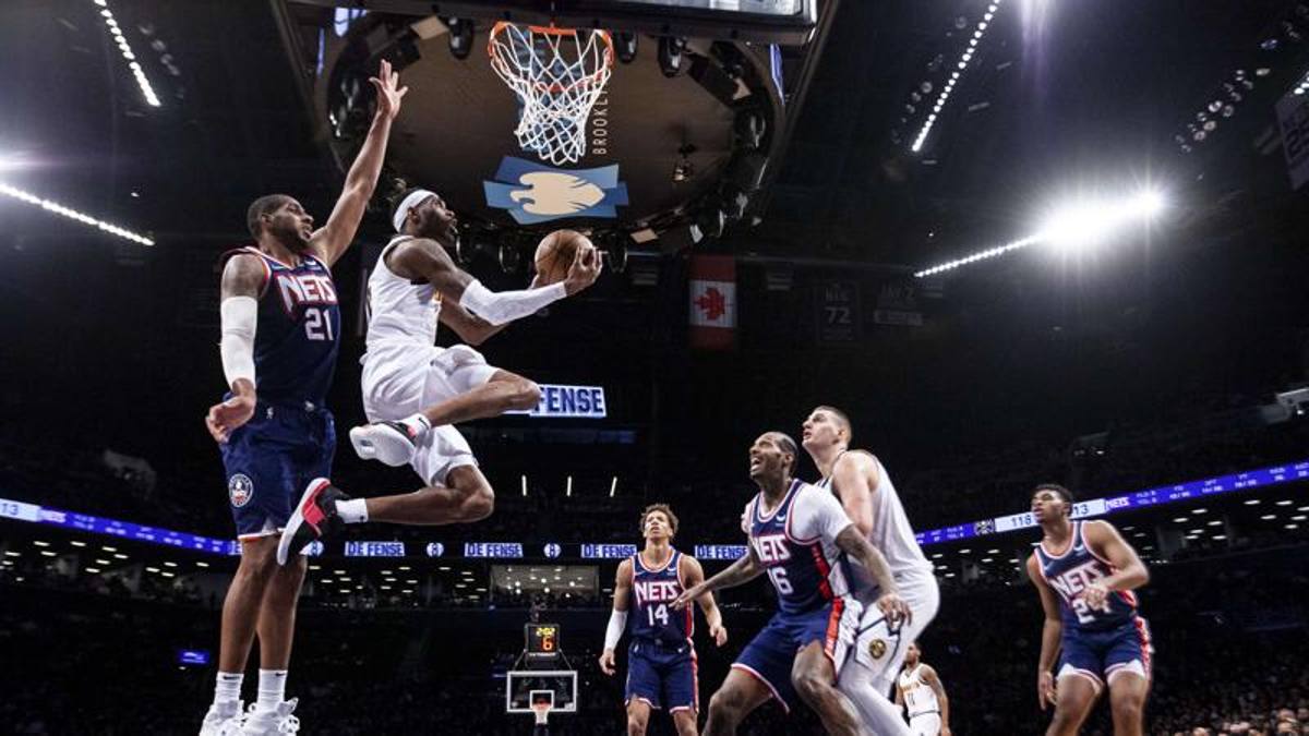 Сакраменто торонто прогноз. Низкие чемпионы NBA. Денвер - Бруклин. Матч всех звёзд НБА 2020. Дак Кристи Сакраменто НБА.