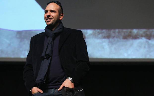 Checco Zalone Immigrato E La Nuova Canzone Tolo Tolo Da Gennaio Al Cinema