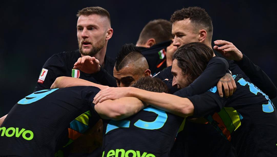 L'Inter esulta per la vittoria sulla Roma. Getty Images 