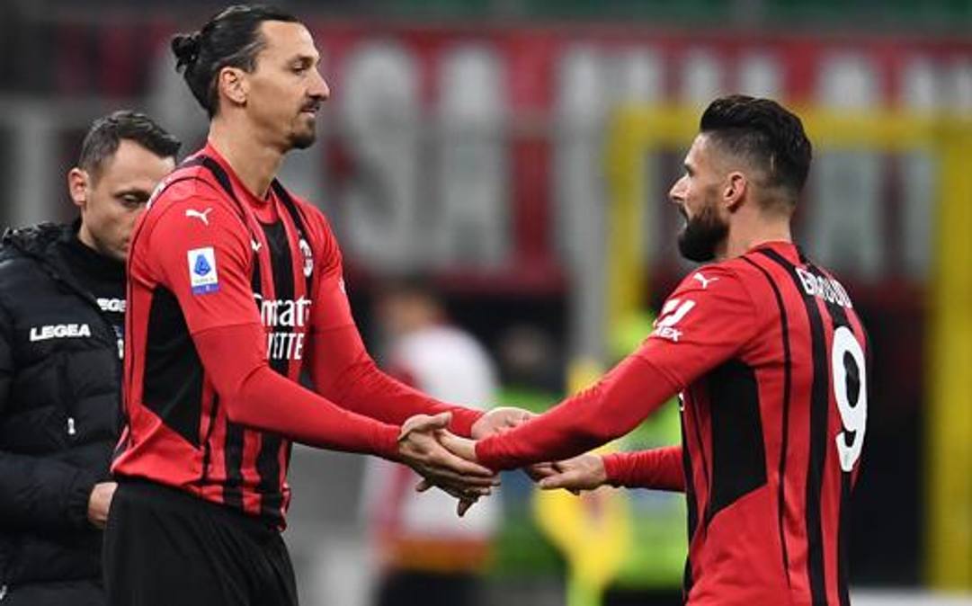 Zlatan Ibrahimovic, 40 anni, e Olivier Giroud, 35. Getty 