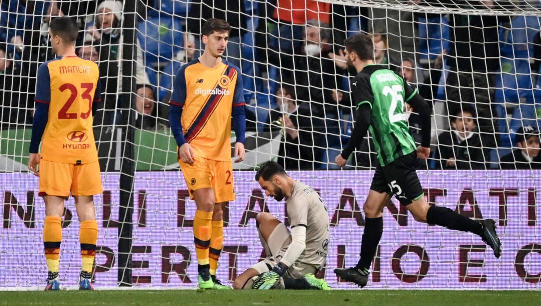 La delusione di Rui Patricio dopo il primo gol del Sassuolo. Lapresse 