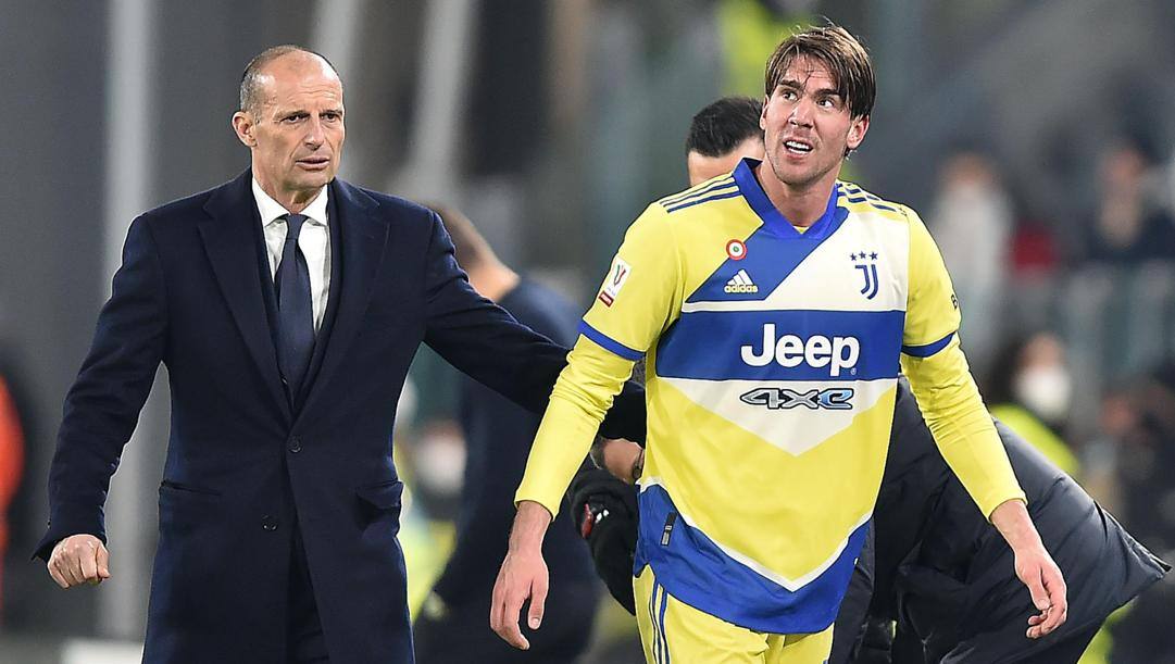 Massimiliano Allegri con Dusan Vlahovic. Ansa 