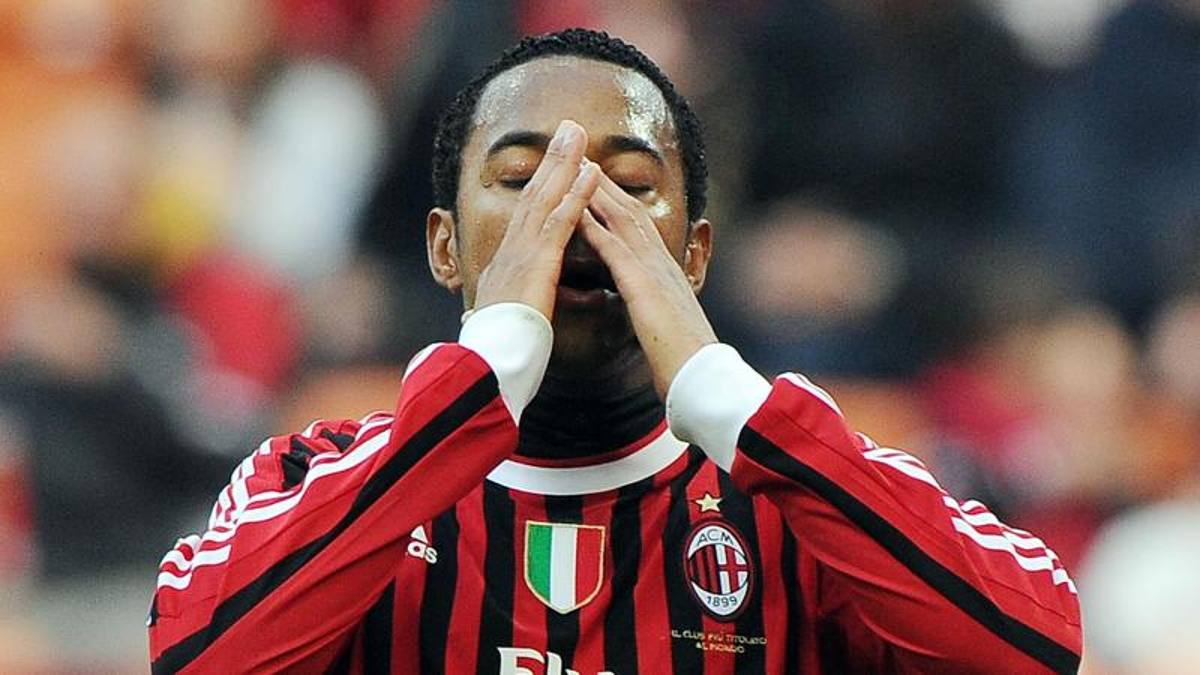 Robinho: Orden de captura internacional y pedido de extradición por violación Robinho: Orden de captura internacional y pedido de extradición por violación