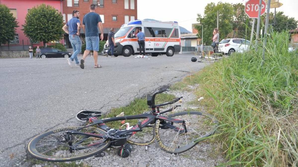 “Cambiare il Codice della Strada per tutelare i ciclisti”: disegno di legge in Senato