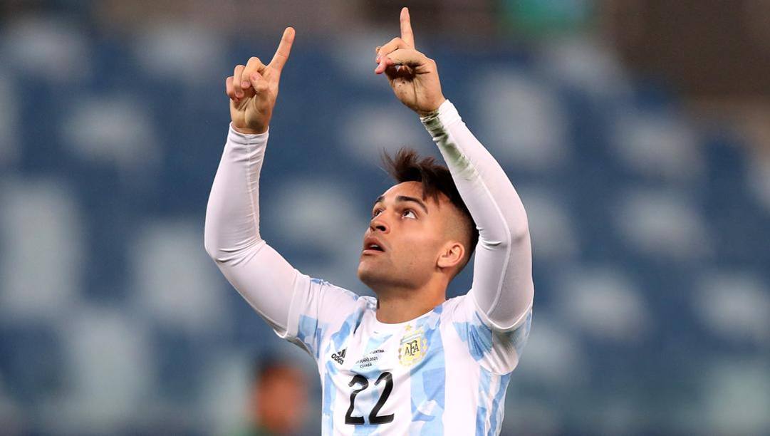 Lautaro Martinez con la maglia dell'Argentina. Getty 