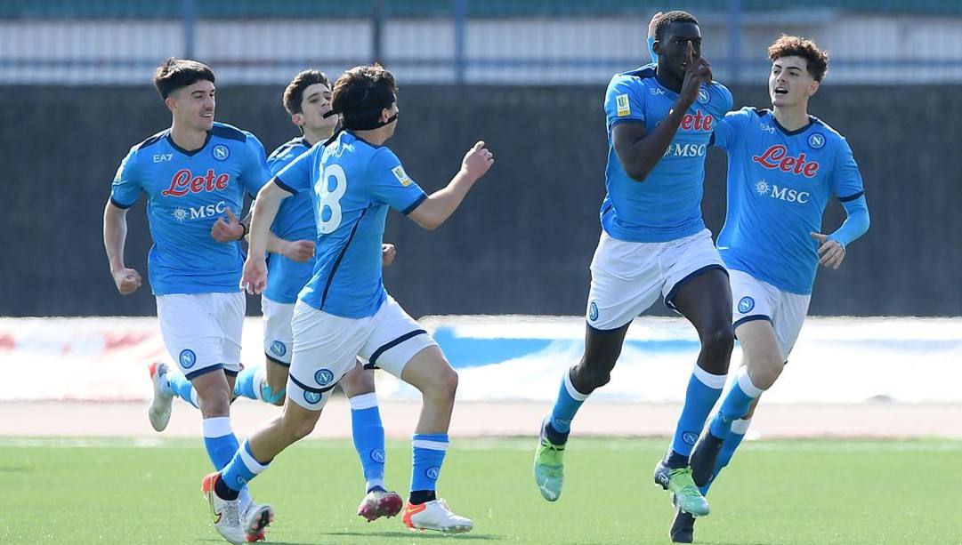Coli Saco esulta dopo il 2-0 in Napoli-Milan Primavera. Getty 