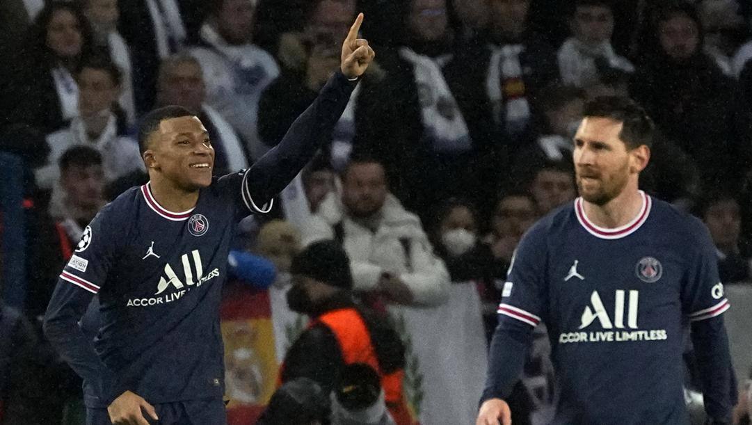 Mbappé potrebbe lasciare il Psg a giugno a parametro zero. Messi lo ha fatto col Barcellona la scorsa estate. Lapresse 