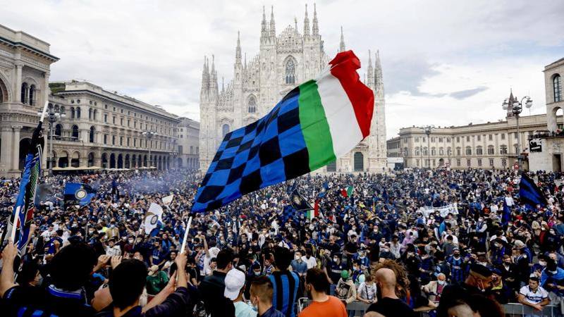 Milan, Inter, Napoli e Juve: la corsa scudetto in 10 temi