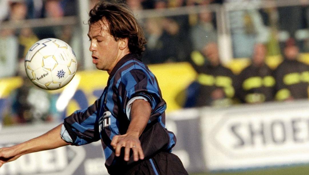Benoit Cauet con la maglia dell'Inter. Getty Images 