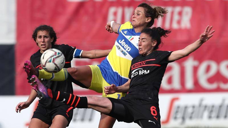 Coppa Italia Femminile, Milan-Juve 1-6: doppietta di Girelli e Bonfantini