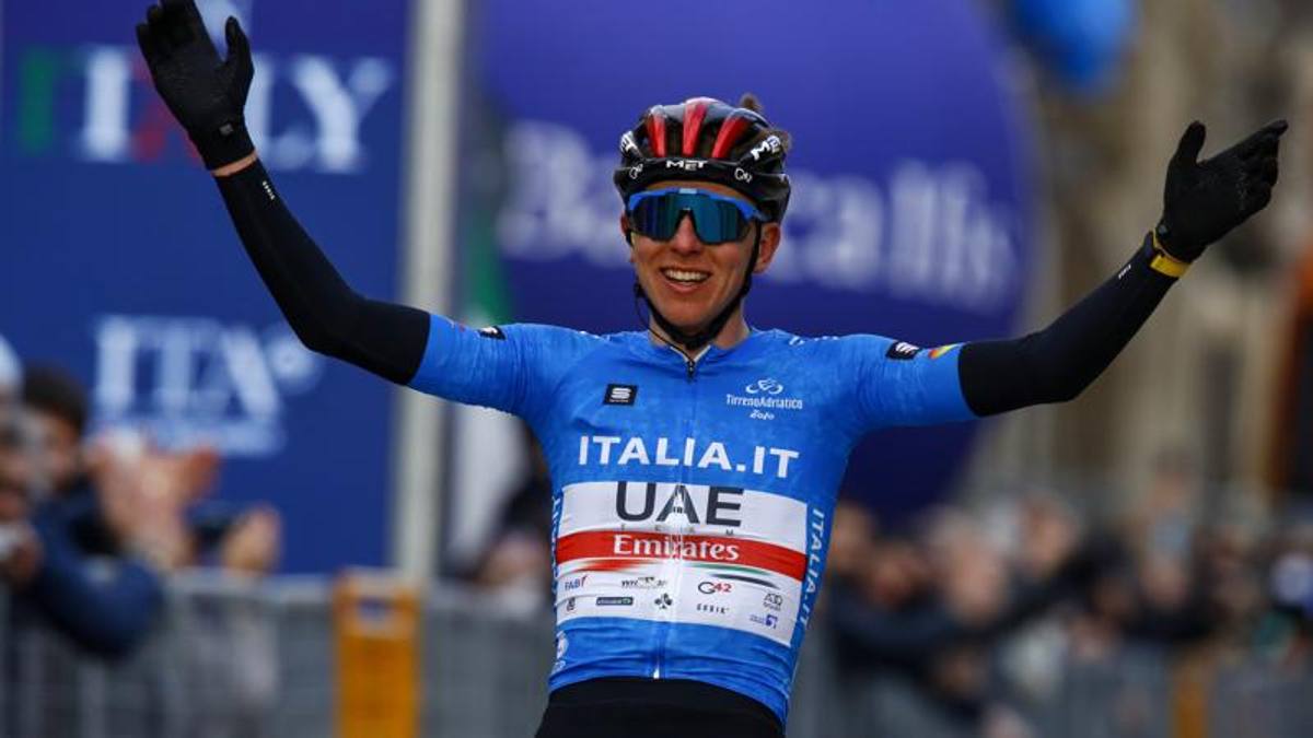 Tirreno-Adriatico: capolavoro di Pogacar sul Carpegna, la montagna di Pantani