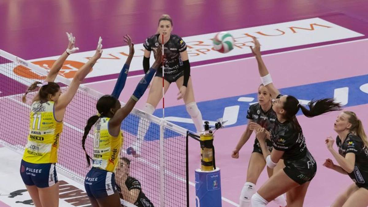 A-1 femminile, Conegliano e Novara non mollano. Monza si ferma