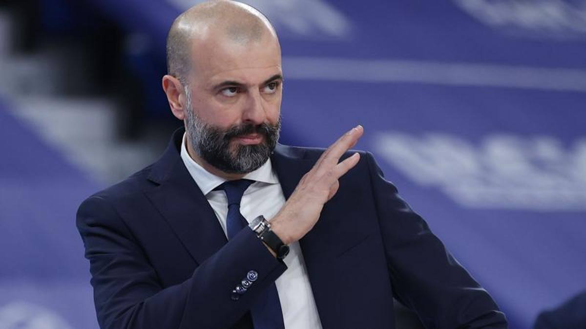 Maurizio Buscaglia è il nuovo coach di Napoli