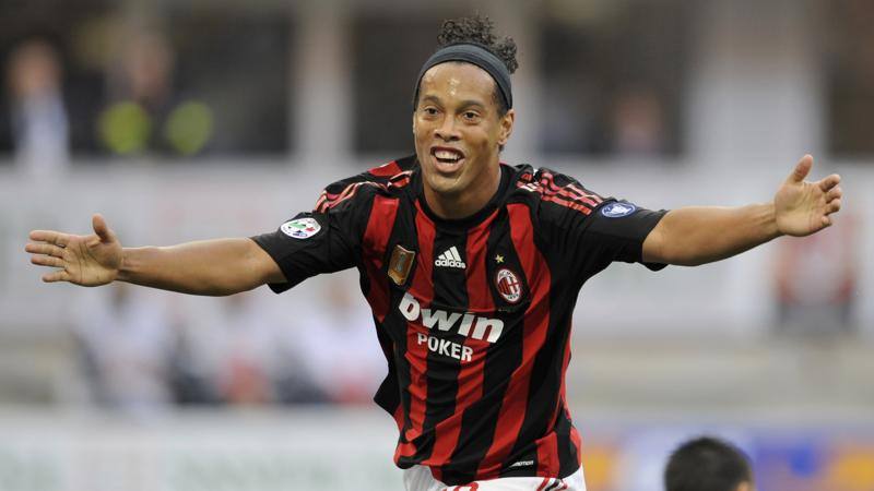 MIlan, Ronaldinho: “Ibrahimovic super a 40 anni. Lo scudetto…”