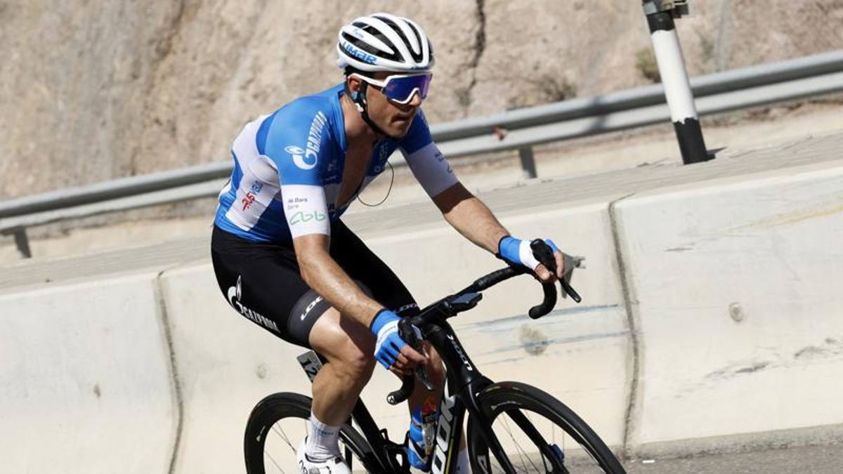Caso Gazprom, le squadre all’Uci: “Allarghiamo gli organici“. La soluzione c’è