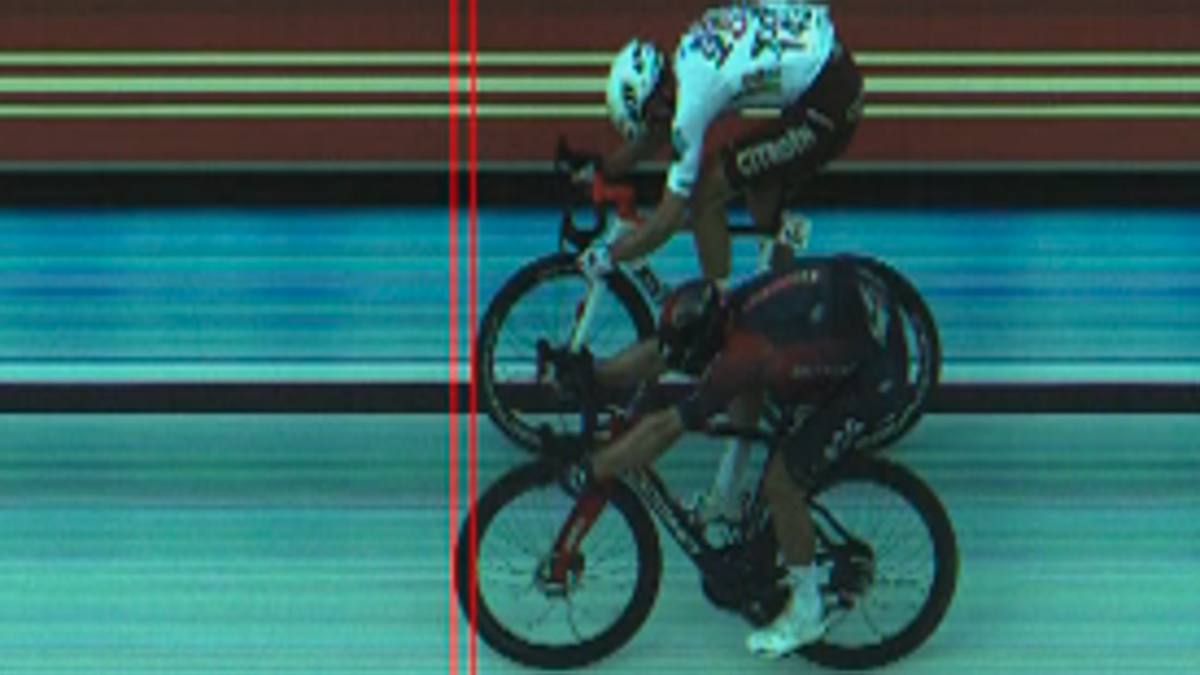 Amstel Gold Race, ancora un fotofinish! La gioia è di Kwiatkowski
