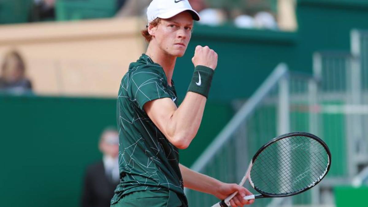 Monte Carlo, Sinner beats Coric 2-1