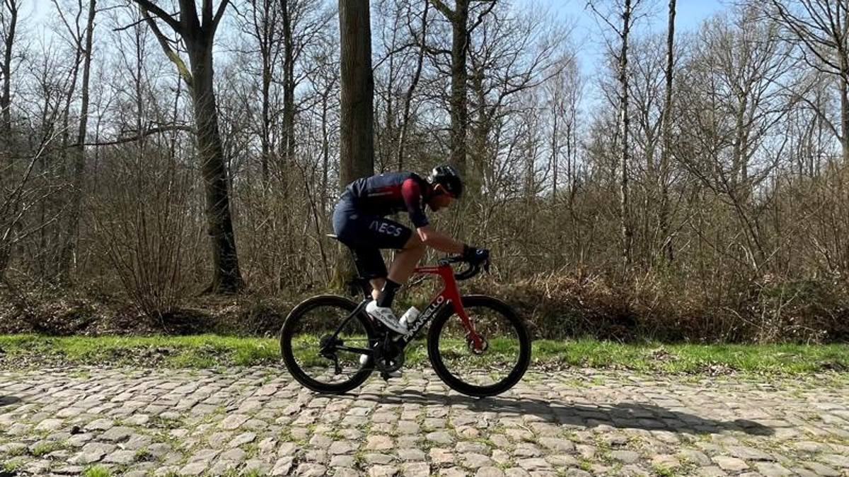 Ganna: “Non puoi amare la Roubaix. Vorrei portare a casa il sasso e... non farla più“