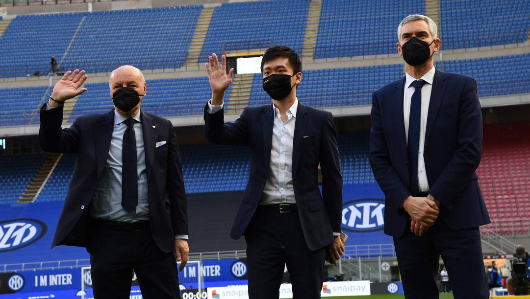 Giuseppe Marotta, 65 anni, Steven Zhang, 30, e Alessandro Antonello, 56. Getty Images 