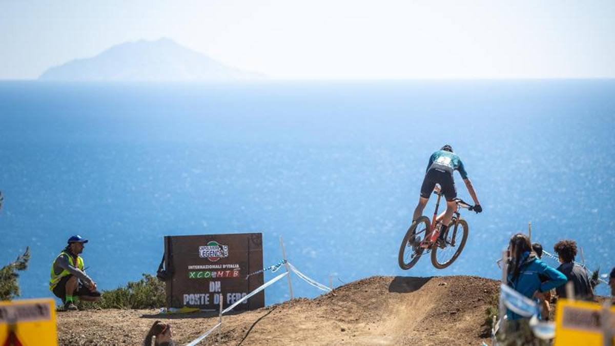 Internazionali d’Italia di mountain bike all’Elba: domina il goriziano Braidot
