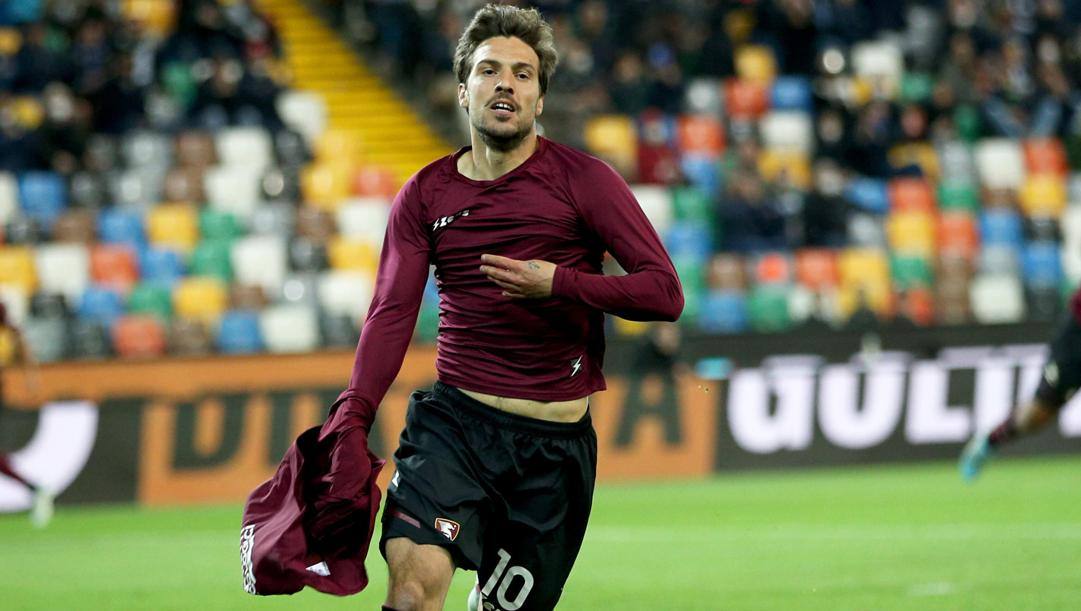 L'esultanza di Simone Verdi dopo il gol. Ansa 