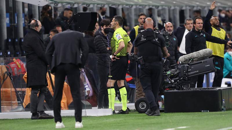 Derby e gol annullato: la rabbia del Milan rimane. E per i vertici Aia resta il dubbio