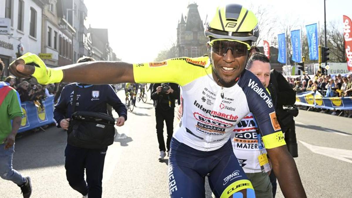 Girmay, dall’Eritrea al Giro: “Per vincere una tappa. E per un sogno...“