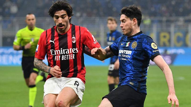 Milan-Inter sfida scudetto, un anno in altalena