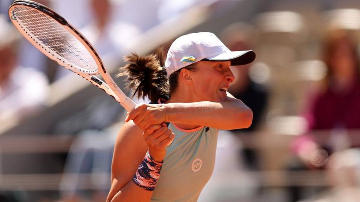 Roland Garros: Kasatkina v Swiatek in the semifinals