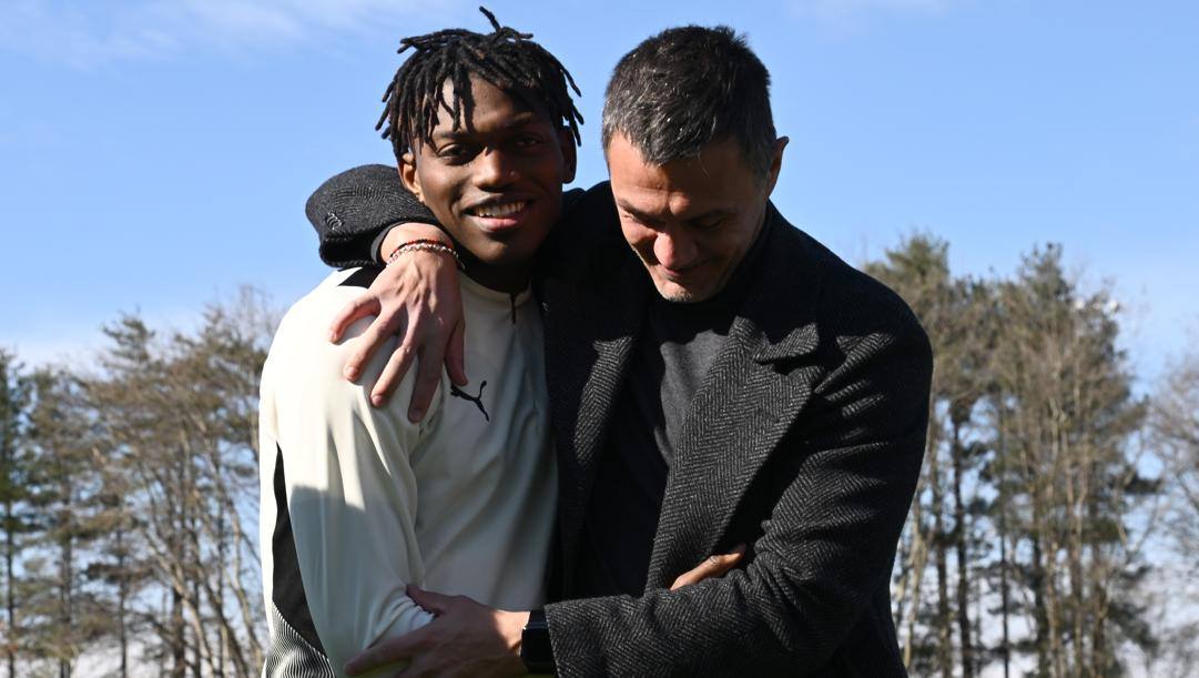 Rafael Leao e Paolo Maldini. Getty 