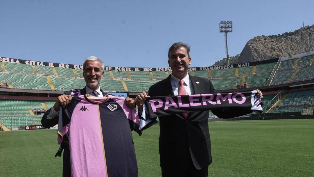 Il presidente del Palermo, Dario Mirri con Ferran Soriano, Ad di Citygroup, alla Favorita. LaPresse 