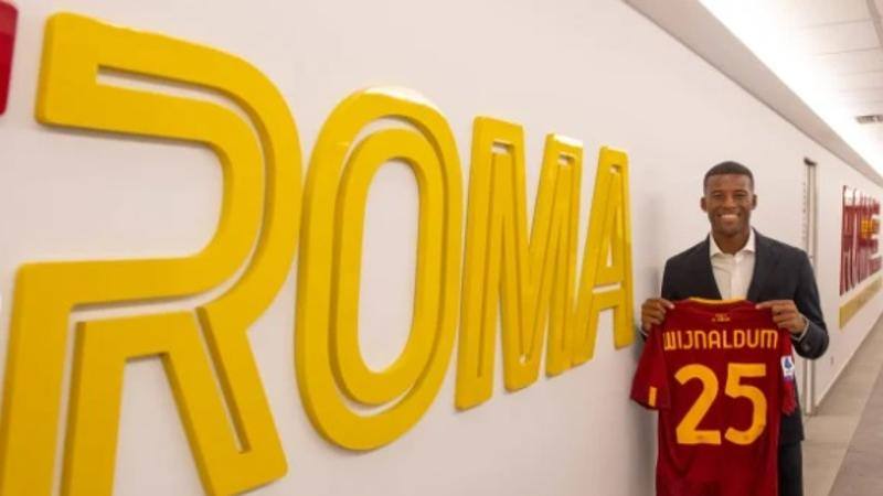 Roma, Wijnaldum può cambiare la squadra come Sneijder con l’Inter