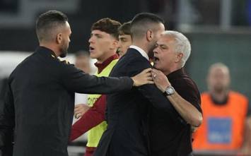 Roma-Atalanta, Zaniolo chiede il rigore, Chiffi lo ignora. Mou perde la testa e viene espulso - La Gazzetta dello Sport