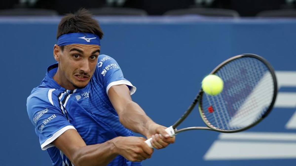 Songo vence a Hurkacz en la final de Metz Songo vence a Hurkacz en la final de Metz