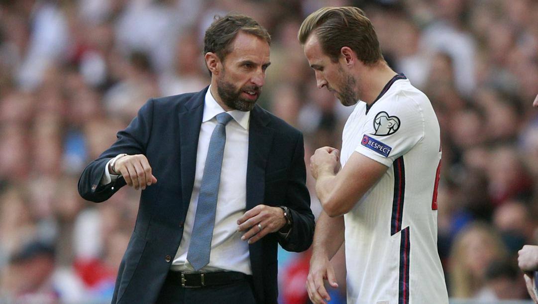 Gareth Southgate con Harry Kane 