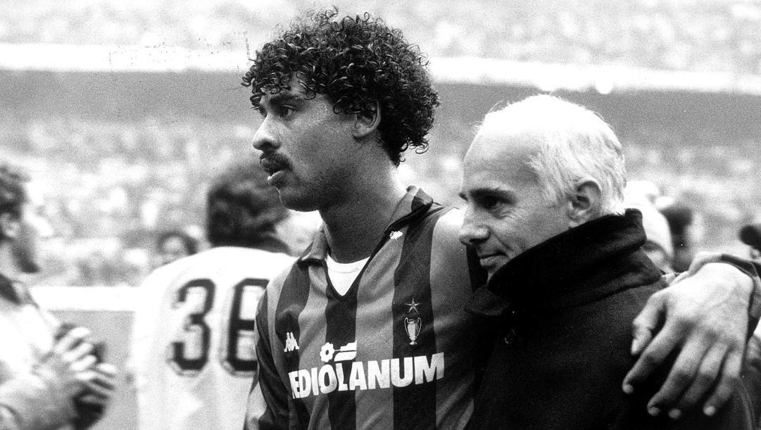 Frank Rijkaard con Arrigo Sacchi. Rcs Quotidiani  